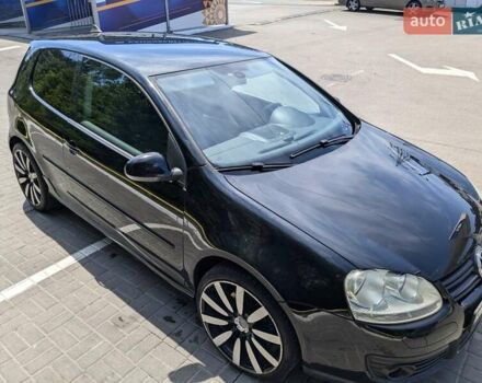 Черный Фольксваген Гольф, объемом двигателя 1.4 л и пробегом 230 тыс. км за 6500 $, фото 8 на Automoto.ua