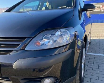 Черный Фольксваген Гольф, объемом двигателя 1.6 л и пробегом 141 тыс. км за 6600 $, фото 16 на Automoto.ua