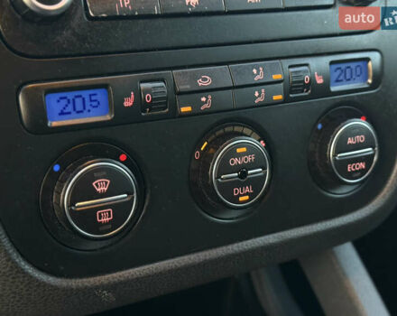 Чорний Фольксваген Гольф, об'ємом двигуна 1.6 л та пробігом 169 тис. км за 5999 $, фото 78 на Automoto.ua