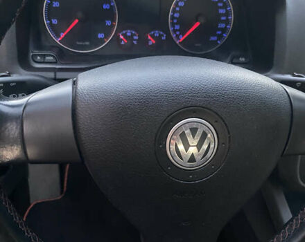 Черный Фольксваген Гольф, объемом двигателя 1.6 л и пробегом 185 тыс. км за 6600 $, фото 14 на Automoto.ua