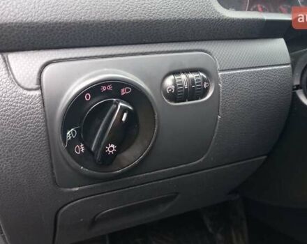 Черный Фольксваген Гольф, объемом двигателя 1.6 л и пробегом 246 тыс. км за 5099 $, фото 29 на Automoto.ua