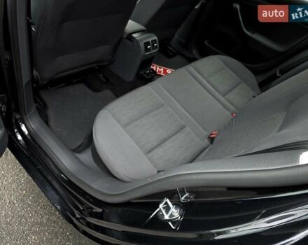 Чорний Фольксваген Гольф, об'ємом двигуна 1.6 л та пробігом 230 тис. км за 6450 $, фото 123 на Automoto.ua