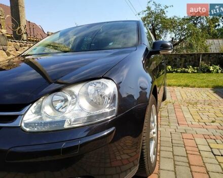 Черный Фольксваген Гольф, объемом двигателя 0 л и пробегом 206 тыс. км за 6400 $, фото 5 на Automoto.ua