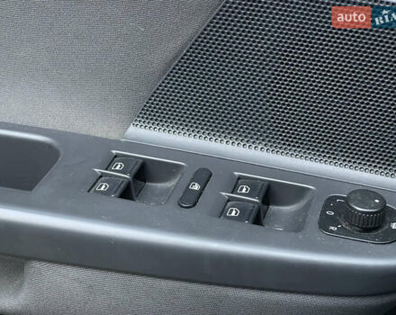 Чорний Фольксваген Гольф, об'ємом двигуна 1.4 л та пробігом 170 тис. км за 6250 $, фото 50 на Automoto.ua