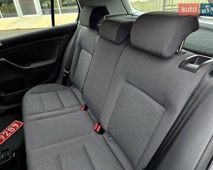 Чорний Фольксваген Гольф, об'ємом двигуна 1.6 л та пробігом 230 тис. км за 6450 $, фото 122 на Automoto.ua