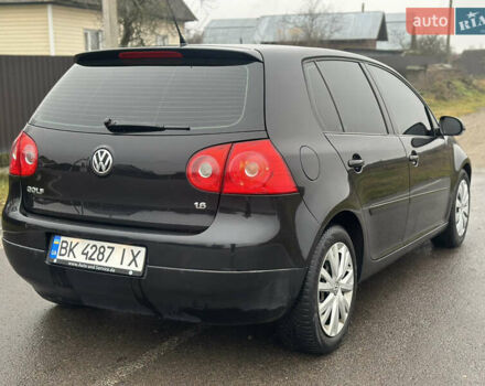 Чорний Фольксваген Гольф, об'ємом двигуна 1.6 л та пробігом 251 тис. км за 6299 $, фото 5 на Automoto.ua