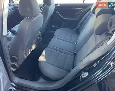 Черный Фольксваген Гольф, объемом двигателя 1.4 л и пробегом 217 тыс. км за 7750 $, фото 23 на Automoto.ua