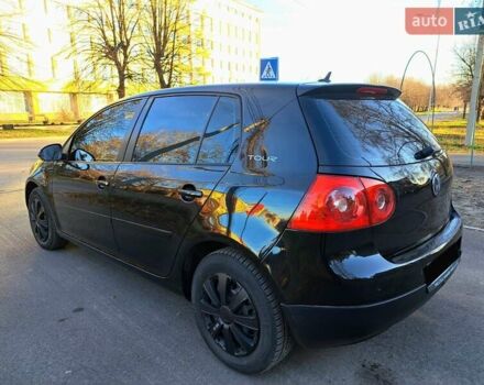 Черный Фольксваген Гольф, объемом двигателя 1.39 л и пробегом 220 тыс. км за 6400 $, фото 9 на Automoto.ua