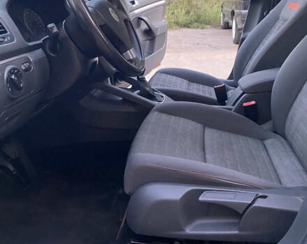 Черный Фольксваген Гольф, объемом двигателя 1.6 л и пробегом 185 тыс. км за 6600 $, фото 12 на Automoto.ua