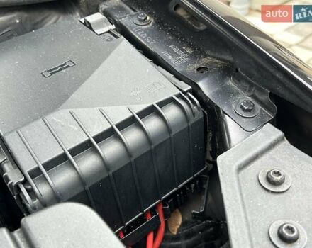 Черный Фольксваген Гольф, объемом двигателя 1.6 л и пробегом 196 тыс. км за 6200 $, фото 62 на Automoto.ua