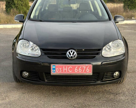 Черный Фольксваген Гольф, объемом двигателя 1.6 л и пробегом 232 тыс. км за 5750 $, фото 1 на Automoto.ua