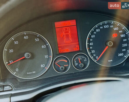 Черный Фольксваген Гольф, объемом двигателя 1.4 л и пробегом 171 тыс. км за 7500 $, фото 21 на Automoto.ua