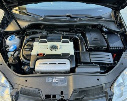 Черный Фольксваген Гольф, объемом двигателя 1.4 л и пробегом 171 тыс. км за 6999 $, фото 20 на Automoto.ua