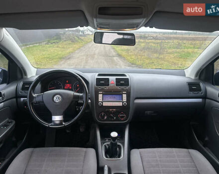 Чорний Фольксваген Гольф, об'ємом двигуна 1.6 л та пробігом 251 тис. км за 6299 $, фото 19 на Automoto.ua