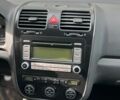 Черный Фольксваген Гольф, объемом двигателя 1.4 л и пробегом 246 тыс. км за 4800 $, фото 24 на Automoto.ua