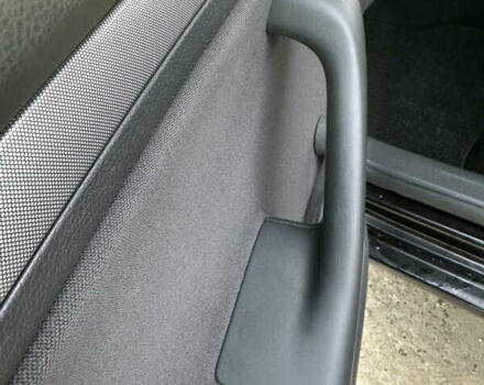 Черный Фольксваген Гольф, объемом двигателя 1.6 л и пробегом 227 тыс. км за 6299 $, фото 33 на Automoto.ua