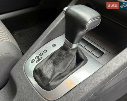 Черный Фольксваген Гольф, объемом двигателя 1.6 л и пробегом 173 тыс. км за 7000 $, фото 33 на Automoto.ua