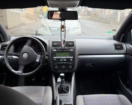 Черный Фольксваген Гольф, объемом двигателя 2 л и пробегом 289 тыс. км за 6100 $, фото 7 на Automoto.ua