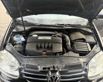Черный Фольксваген Гольф, объемом двигателя 1.6 л и пробегом 215 тыс. км за 6500 $, фото 21 на Automoto.ua