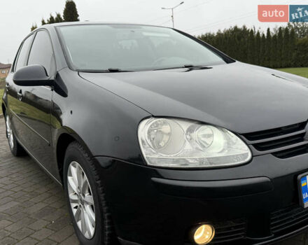 Черный Фольксваген Гольф, объемом двигателя 1.6 л и пробегом 173 тыс. км за 7000 $, фото 19 на Automoto.ua