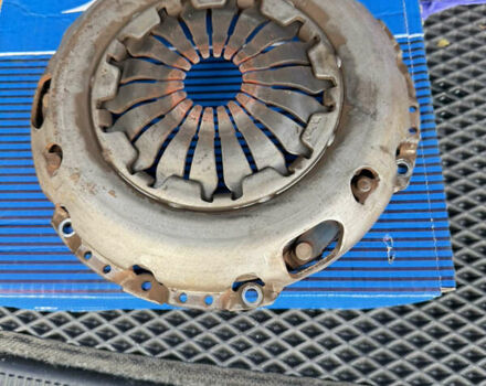 Черный Фольксваген Гольф, объемом двигателя 1.6 л и пробегом 242 тыс. км за 6750 $, фото 25 на Automoto.ua