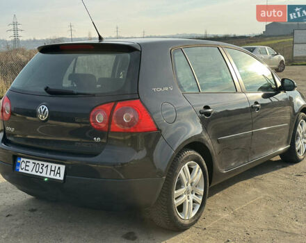 Черный Фольксваген Гольф, объемом двигателя 1.6 л и пробегом 227 тыс. км за 6299 $, фото 24 на Automoto.ua