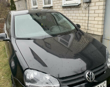 Черный Фольксваген Гольф, объемом двигателя 1.6 л и пробегом 231 тыс. км за 6200 $, фото 1 на Automoto.ua