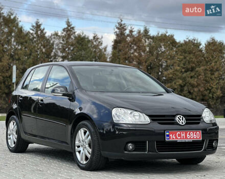 Черный Фольксваген Гольф, объемом двигателя 1.4 л и пробегом 191 тыс. км за 5550 $, фото 43 на Automoto.ua