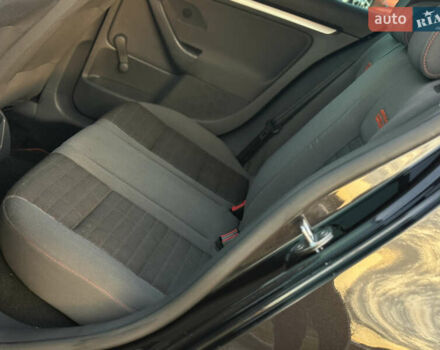 Чорний Фольксваген Гольф, об'ємом двигуна 1.6 л та пробігом 169 тис. км за 5999 $, фото 58 на Automoto.ua