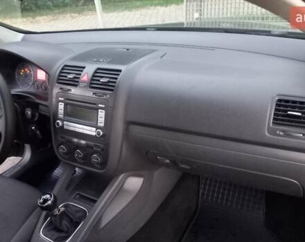 Черный Фольксваген Гольф, объемом двигателя 1.6 л и пробегом 246 тыс. км за 5099 $, фото 36 на Automoto.ua