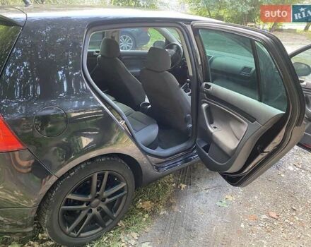 Чорний Фольксваген Гольф, об'ємом двигуна 1.6 л та пробігом 211 тис. км за 6250 $, фото 2 на Automoto.ua