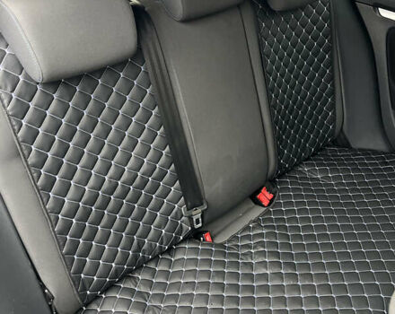 Черный Фольксваген Гольф, объемом двигателя 1.6 л и пробегом 245 тыс. км за 5700 $, фото 14 на Automoto.ua