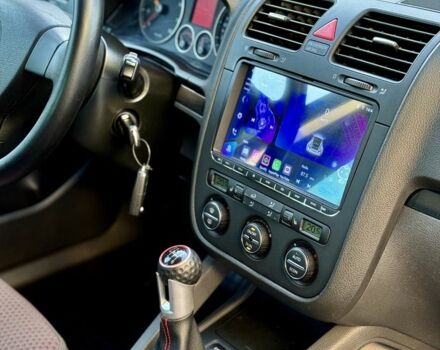 Чорний Фольксваген Гольф, об'ємом двигуна 1.4 л та пробігом 172 тис. км за 7400 $, фото 21 на Automoto.ua