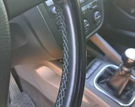 Черный Фольксваген Гольф, объемом двигателя 1.39 л и пробегом 220 тыс. км за 6400 $, фото 18 на Automoto.ua