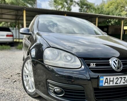 Черный Фольксваген Гольф, объемом двигателя 1.4 л и пробегом 220 тыс. км за 8000 $, фото 2 на Automoto.ua