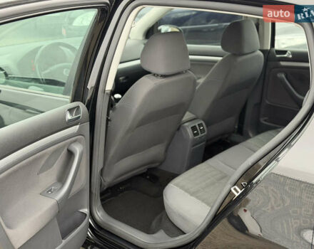 Черный Фольксваген Гольф, объемом двигателя 1.4 л и пробегом 189 тыс. км за 5650 $, фото 12 на Automoto.ua