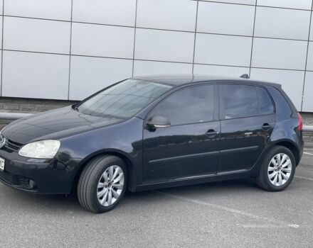 Черный Фольксваген Гольф, объемом двигателя 1.6 л и пробегом 324 тыс. км за 5500 $, фото 1 на Automoto.ua