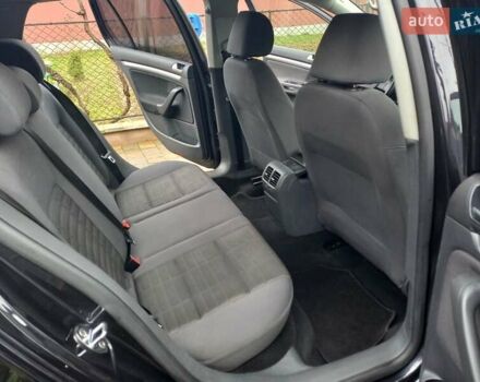 Черный Фольксваген Гольф, объемом двигателя 1.4 л и пробегом 207 тыс. км за 5700 $, фото 5 на Automoto.ua