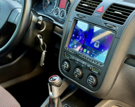 Черный Фольксваген Гольф, объемом двигателя 1.4 л и пробегом 171 тыс. км за 7500 $, фото 14 на Automoto.ua