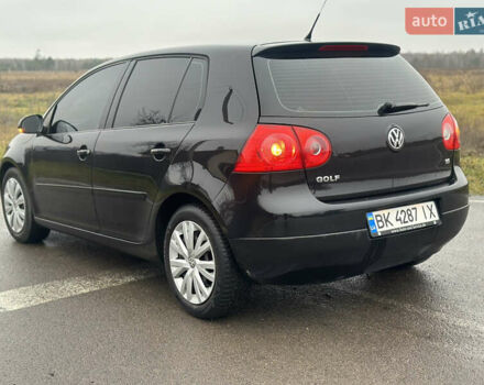 Чорний Фольксваген Гольф, об'ємом двигуна 1.6 л та пробігом 251 тис. км за 6299 $, фото 6 на Automoto.ua
