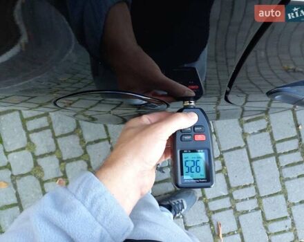 Черный Фольксваген Гольф, объемом двигателя 1.6 л и пробегом 200 тыс. км за 5650 $, фото 31 на Automoto.ua