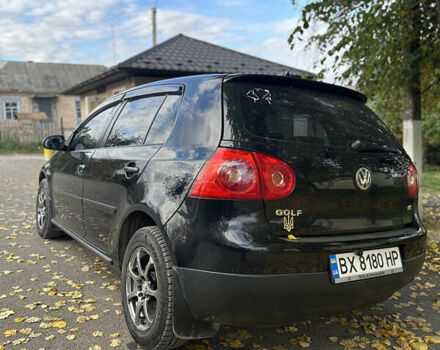 Черный Фольксваген Гольф, объемом двигателя 1.6 л и пробегом 244 тыс. км за 5799 $, фото 1 на Automoto.ua