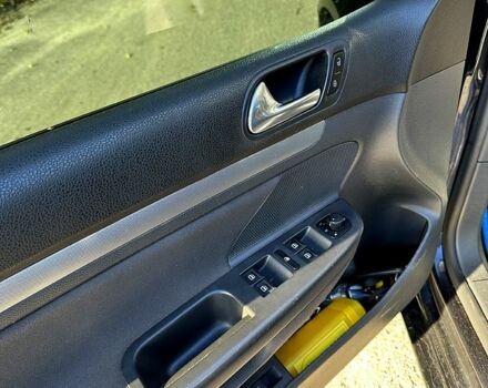 Чорний Фольксваген Гольф, об'ємом двигуна 1.4 л та пробігом 295 тис. км за 5800 $, фото 8 на Automoto.ua