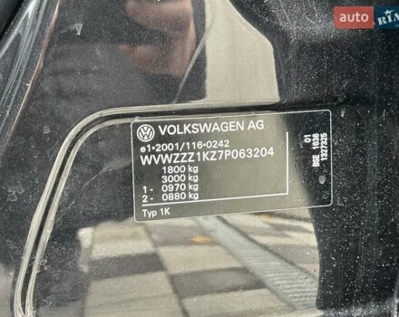 Черный Фольксваген Гольф, объемом двигателя 1.6 л и пробегом 196 тыс. км за 6200 $, фото 23 на Automoto.ua
