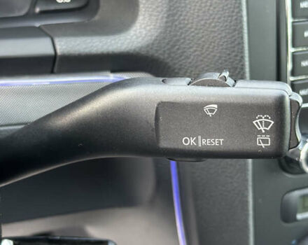 Черный Фольксваген Гольф, объемом двигателя 1.6 л и пробегом 232 тыс. км за 5750 $, фото 19 на Automoto.ua