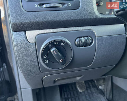 Чорний Фольксваген Гольф, об'ємом двигуна 1.4 л та пробігом 182 тис. км за 5850 $, фото 16 на Automoto.ua