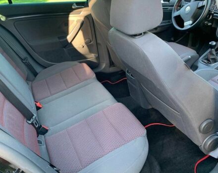 Черный Фольксваген Гольф, объемом двигателя 1.4 л и пробегом 189 тыс. км за 6500 $, фото 13 на Automoto.ua