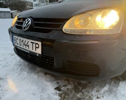 Черный Фольксваген Гольф, объемом двигателя 1.4 л и пробегом 281 тыс. км за 5500 $, фото 5 на Automoto.ua