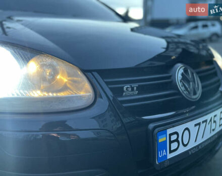 Черный Фольксваген Гольф, объемом двигателя 1.39 л и пробегом 183 тыс. км за 5450 $, фото 6 на Automoto.ua