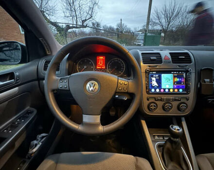 Черный Фольксваген Гольф, объемом двигателя 1.97 л и пробегом 298 тыс. км за 6200 $, фото 17 на Automoto.ua